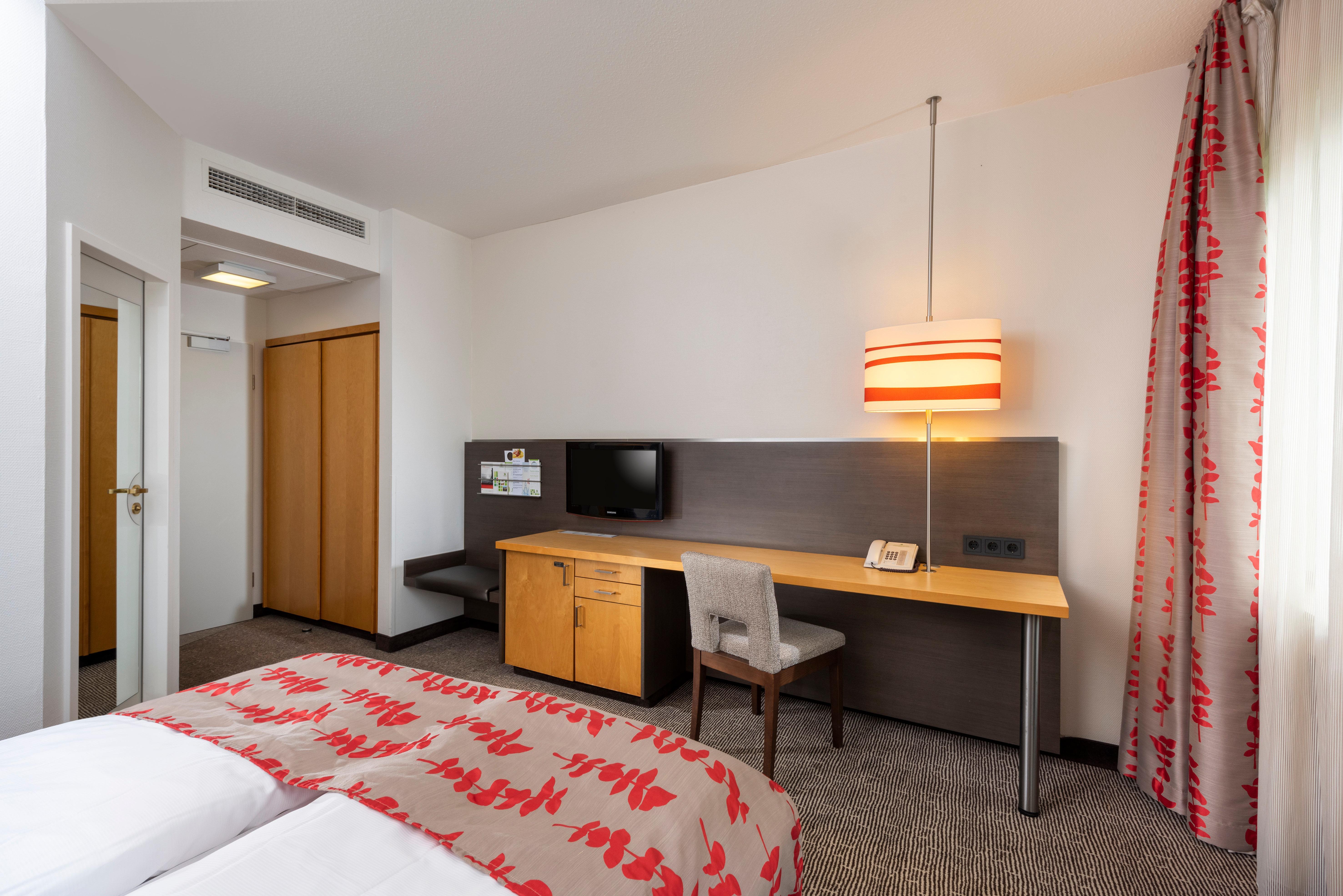 Holiday Inn Frankfurt Airport - Neu-Isenburg By Ihg Extérieur photo